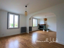 Maison de ville 4 chambres avec piscine et accès privé à la rivière – Bergerac (24)