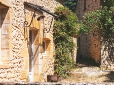 Propriété en pierre avec maison d’amis, piscine et 2,5 hectares LALINDE (24)