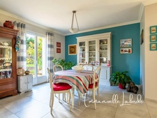Maison périgourdine avec piscine, verger et 1 ha – campagne de Bergerac