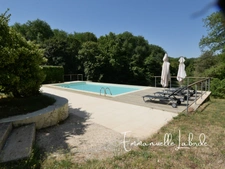 Propriété en pierre avec maison d’amis, piscine et 2,5 hectares LALINDE (24)