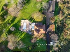 Maison périgourdine avec piscine, verger et 1 ha – campagne de Bergerac