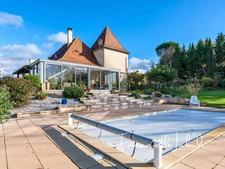 Maison périgourdine avec piscine, verger et 1 ha – campagne de Bergerac