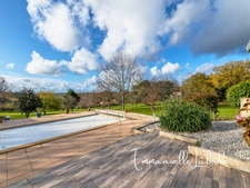 Maison périgourdine avec piscine, verger et 1 ha – campagne de Bergerac