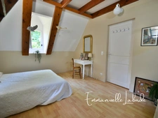 Propriété en pierre avec maison d’amis, piscine et 2,5 hectares LALINDE (24)