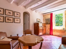 Propriété en pierre avec maison d’amis, piscine et 2,5 hectares LALINDE (24)