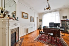 A vendre - Appartement haussmannien - 6 pièces - 4 chambres - Charme - Emplacement recherché - Quartier des Ternes
