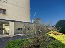 Exclusivité - A vendre - Appartement très lumineux - Balcon filant 5 m2 - 4 pièces - 3 chambres - Cuisine indépendante - Salle de bains - Cave et Parking - À proximité des Commerces, Écoles et du RER 