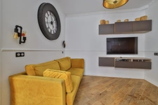 A vendre - Exclusivité - Passy/La Muette - Appartement traversant - Charmant 2 pièces - RDC sur cour - Parfaitement agencé