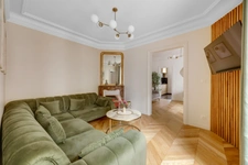 A vendre - Paris 17ème - Quartier des Ternes - 70m2 - 4 pièces - 2 chambres (possibilité 3) - Entièrement rénové