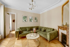 A vendre - Paris 17ème - Quartier des Ternes - 70m2 - 4 pièces - 2 chambres (possibilité 3) - Entièrement rénové