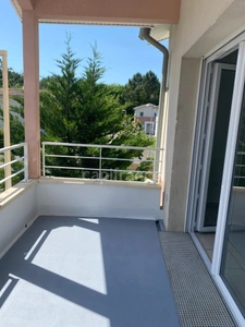APPARTEMENT T3 de 63 m² – TRES LUMINEUX DANS UNE RESIDENCE SECURISEE A SAINT AUBIN DE MEDOC (33)