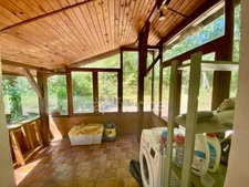 LE PIAN-MÉDOC(33) – Charme, calme et nature pour cette maison de T4 de 99 m2 nichée sur une parcelle de 1312 m2 dans un cadre verdoyant 