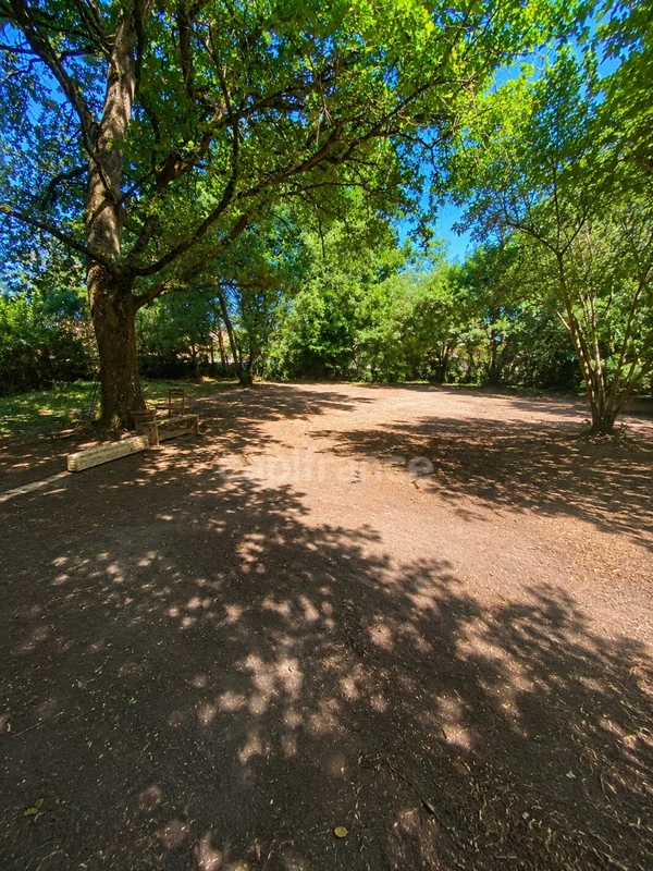 EYSINES (33) Quartier Montalieu :  terrain viabilisé de 814 m², idéal pour votre projet !!