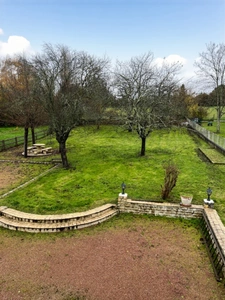 Maison de 110 m², 4 chambres, proche centre MAGNAC SUR TOUVRE (16) ET L'ISLE D'ESPAGNAC (16)