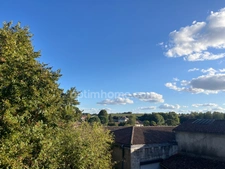 IMMEUBLE DE RAPPORT - 3 LOTS - 2 BOX - FORT POTENTIEL - CHATEAUNEUF SUR CHARENTE (16)