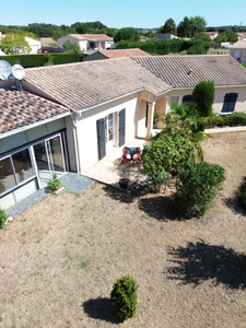 A SAISIR ! Maison de plain-pied de 125m² - 4 chambres - Agris (16)