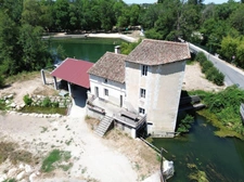 MOULIN D'EXCEPTION SUR LA CHARENTE - JOYAU PATRIMONIAL AUX PORTES D'ANGOULEME - VINDELLE (16)