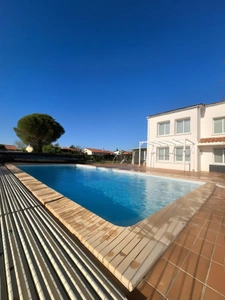 Maison de caractère - 4 chambres - Piscine - SAINT JEAN D'ANGELY (17)