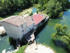 MOULIN D'EXCEPTION SUR LA CHARENTE - JOYAU PATRIMONIAL AUX PORTES D'ANGOULEME - VINDELLE (16)