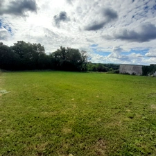 Terrain à bâtir viabilisé de 847,00 m² CHAMPNIERS (16)
