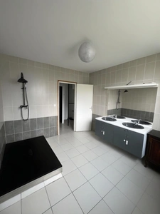 Secteur calme et recherché - 3 chambres - L'ISLE D'ESPAGNAC (16)