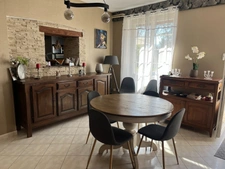 EN EXCLUSIVITÉ ! Maison de 145m² avec dépendances et terrain de 1900m² - LUXÉ (16)