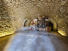 Maison charentaise de 232 m², 6 chambres, un bureau, piscine et un garage de 90 m² - LINARS (16)