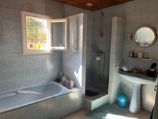 EN EXCLUSIVITÉ ! Maison de 145m² avec dépendances et terrain de 1900m² - LUXÉ (16)