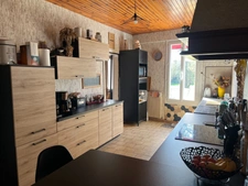 EN EXCLUSIVITÉ ! Maison de 145m² avec dépendances et terrain de 1900m² - LUXÉ (16)