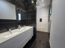 Maison contemporaine de plain-pied à vendre de 5 pièces à LEOGNAN (33)