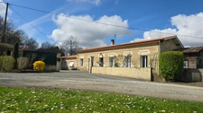 Maison de charme, volumes et prestations extérieures sur Léognan (33)