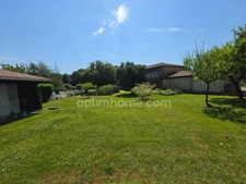 Maison familiale 5 pièces de 144 m² sur 1 970 m² avec piscine à SALLES (33)