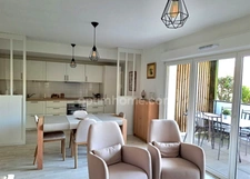 Appartement contemporain à vendre 3 pièces avec terrasse sur Pessac (33)