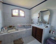 Maison familiale 5 pièces de 144 m² sur 1 970 m² avec piscine à SALLES (33)