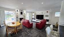 À vendre – Maison plain pied de 110 m² avec piscine, garage et dépendances, CESTAS (33)
