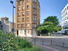 SAINT OUEN - 2 PIÈCES 37m² LC - 4ÈME ÉTAGE AVEC ASCENSEUR