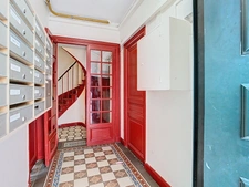 QUARTIER BELLEVILLE - METRO JOURDAIN - STUDIO 18,64m2 AU SOL