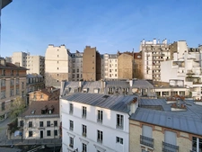QUARTIER BELLEVILLE - METRO JOURDAIN - STUDIO 18,64m2 AU SOL