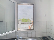 SAINT OUEN - 2 PIÈCES 37m² LC - 4ÈME ÉTAGE AVEC ASCENSEUR