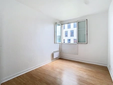 SAINT OUEN - 2 PIÈCES 37m² LC - 4ÈME ÉTAGE AVEC ASCENSEUR