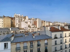 QUARTIER BELLEVILLE - METRO JOURDAIN - STUDIO 18,64m2 AU SOL