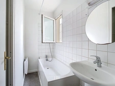 SAINT OUEN - 2 PIÈCES 37m² LC - 4ÈME ÉTAGE AVEC ASCENSEUR