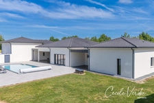 Maison moderne haut de gamme 226 m2 + annexe bureau de 55 m2  à vendre Bergerac - 9 pièces - 4 chambres - piscine - 2 garages 60 m2