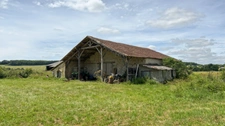 Propriété à vendre 3 pièces Maison 132 m2 avec 40 m2 de garage et grange de 210 m2 BOURNEL (47)