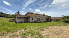 Propriété à vendre 3 pièces Maison 132 m2 avec 40 m2 de garage et grange de 210 m2 BOURNEL (47)