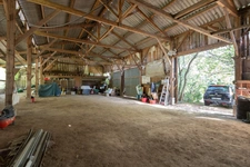 A vendre Maison Plain-pied 150m2 6 pièces - 4 chambres - hangar 300 m2 - 5660 m2 de terrain - SAINT SAUVEUR (24)