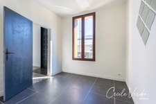 Maison à vendre 5 pièces, garage moto, Bergerac 4 chambres sur 257 m2 de terrain