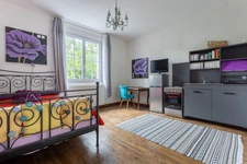 A vendre Maison Plain-pied 150m2 6 pièces - 4 chambres - hangar 300 m2 - 5660 m2 de terrain - SAINT SAUVEUR (24)