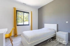 Maison moderne haut de gamme 226 m2 + annexe bureau de 55 m2  à vendre Bergerac - 9 pièces - 4 chambres - piscine - 2 garages 60 m2