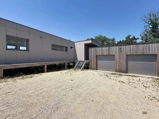 Maison à vendre plain-pied en bois de 149 m², 5 pièces, piscine, 2 garages - BERGERAC (24)